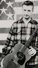 Billy Bragg guitarra en mano